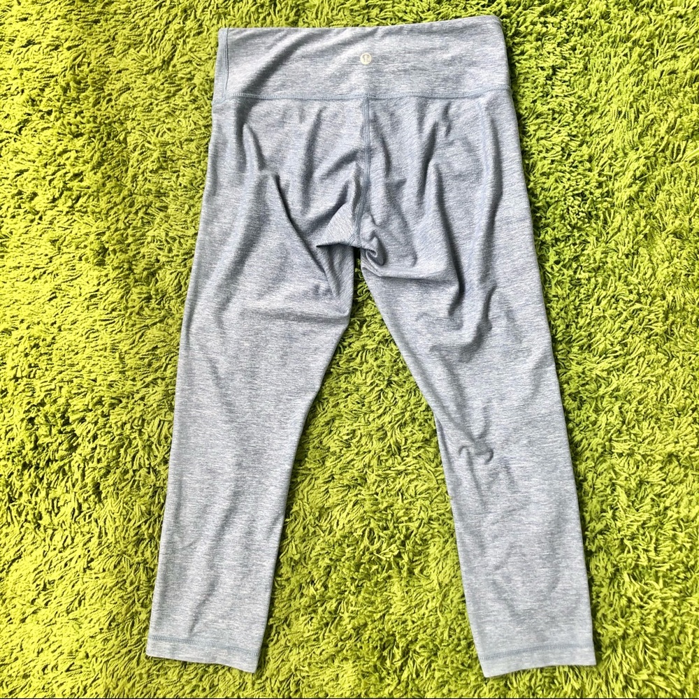 Lululemon Wunder Under Crop II - Picture 3 of 6